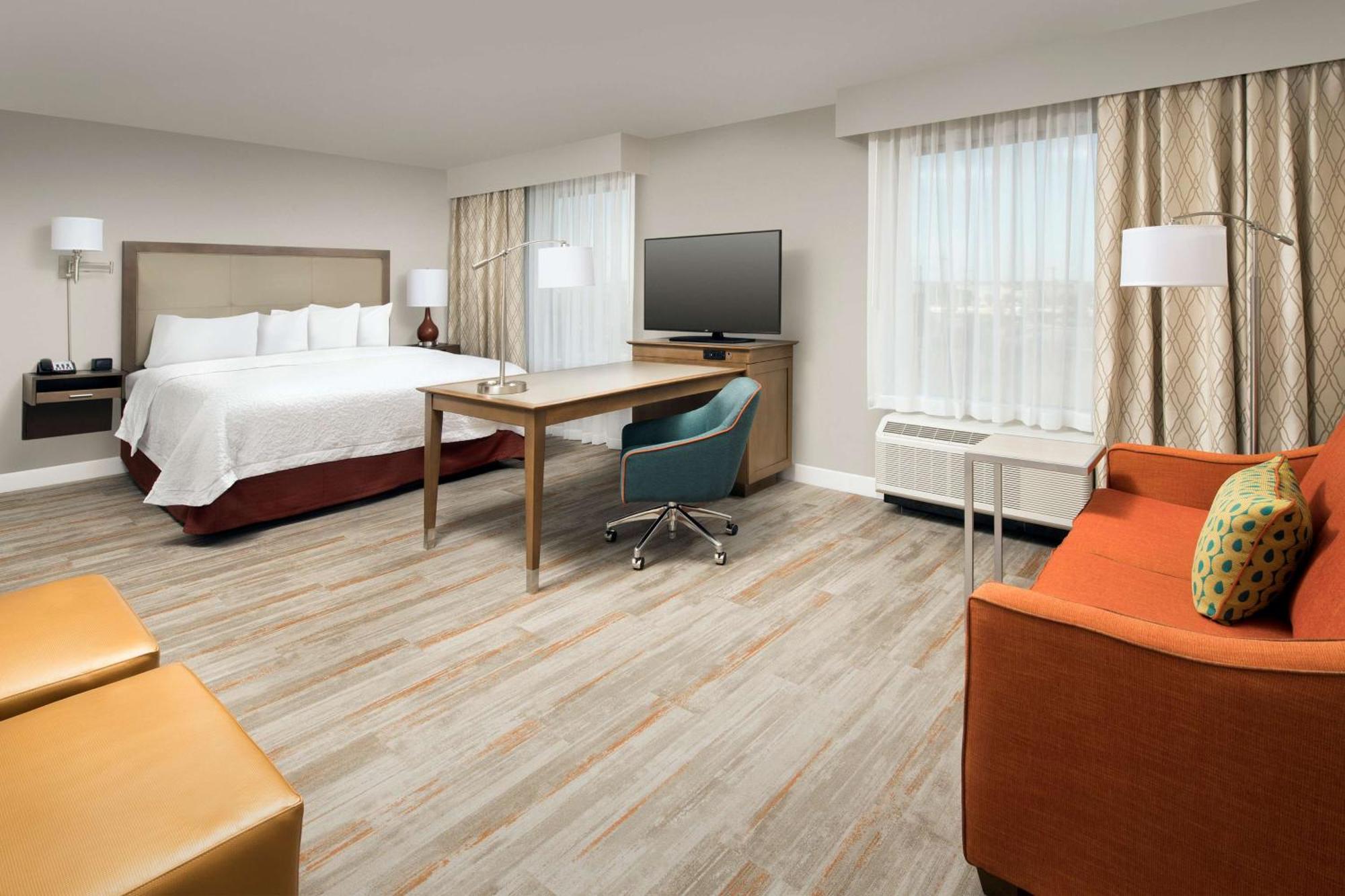 Hampton Inn & Suites San Antonio Lackland Afb Seaworld Экстерьер фото